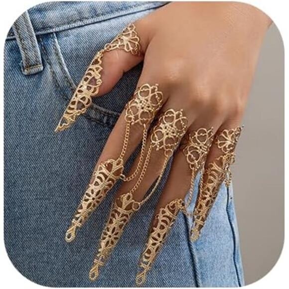 Gothic Punk Nail Bracelet – Claw Hand Chain Jewelry Statement Accessory - Picture 1 of 5